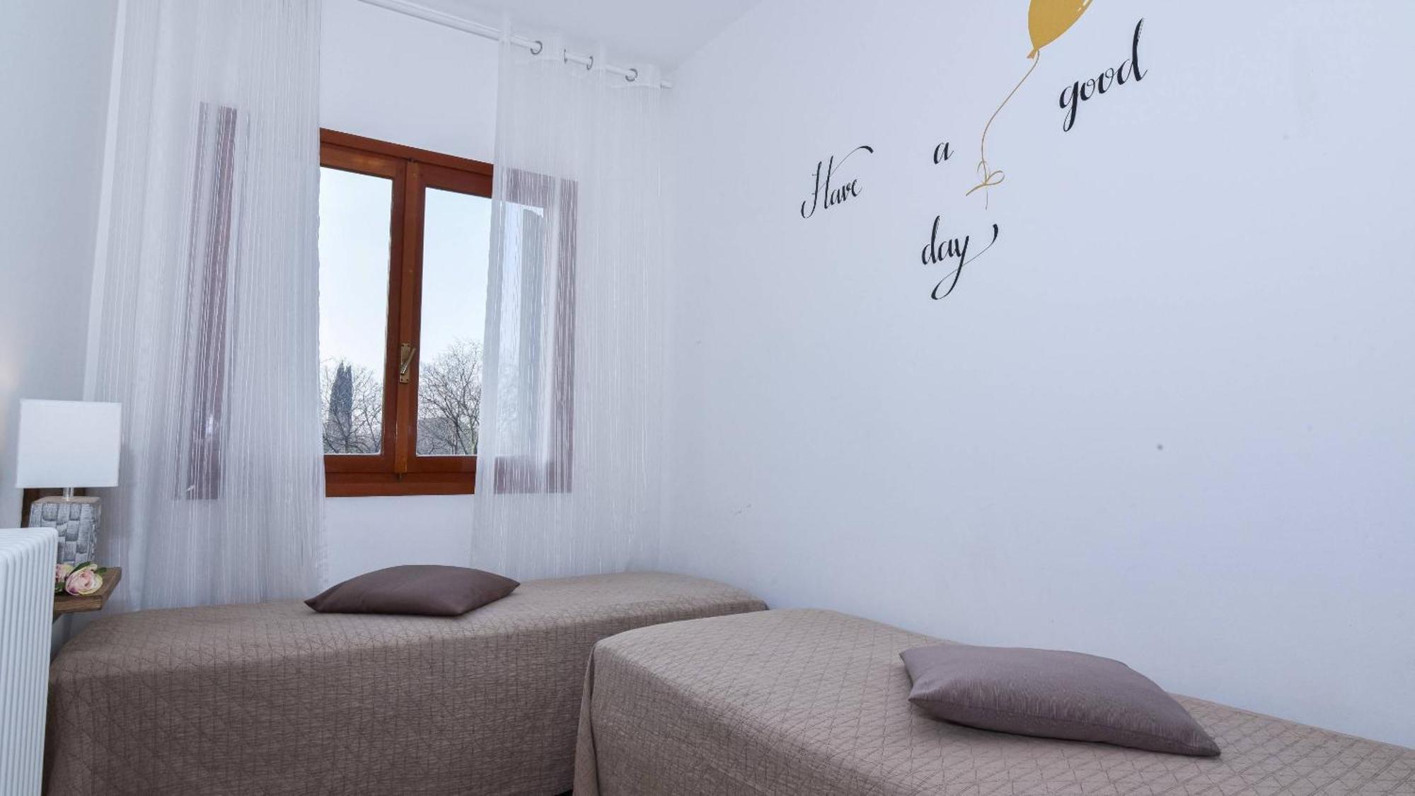 Cappuccini Appartments 佩斯基耶拉德加达 外观 照片